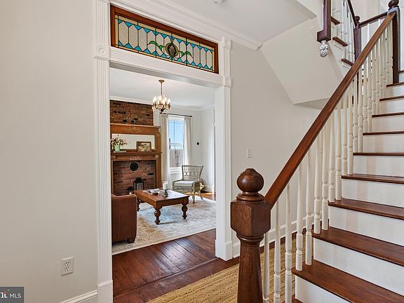 3rd image of 508 E Main St
