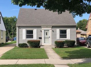 4925 N 19th St, Milwaukee, WI 53209