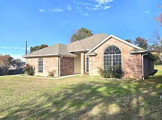 604 Valleyridge Ct, Decatur, TX 76234