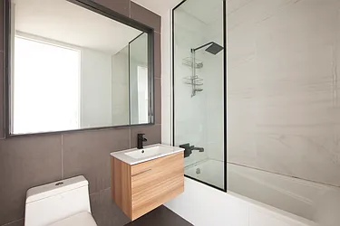 Rented by R New York