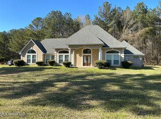 729 Monterey Rd, Pearl, MS 39208