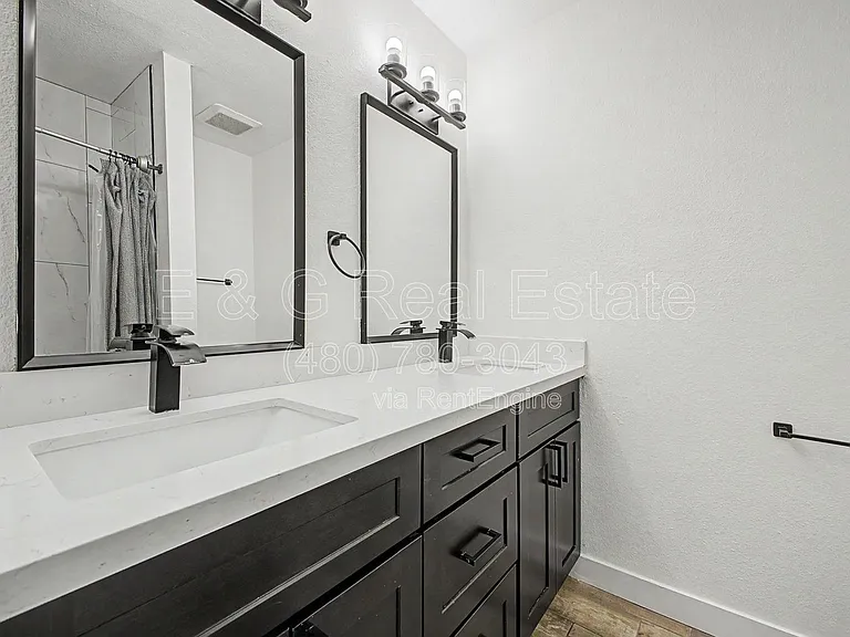 2174 E Palmcroft Dr — Photo 23
