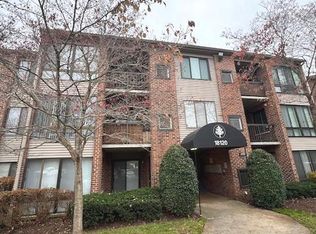 18120 Chalet Dr UNIT 11-301, Germantown, MD 20874