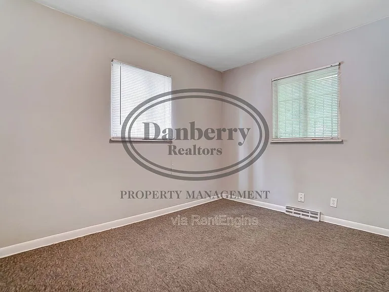 1115 Secor Rd — Photo 19