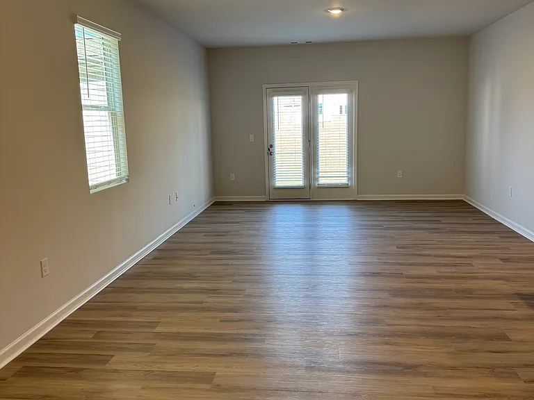 180 Rolling Meadow Trce — Photo 8