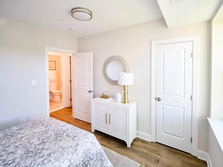 220 Hamilton Street Apartments — Photo 6