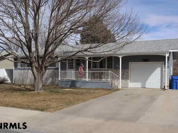 1909 Avenue M, Scottsbluff, NE 69361