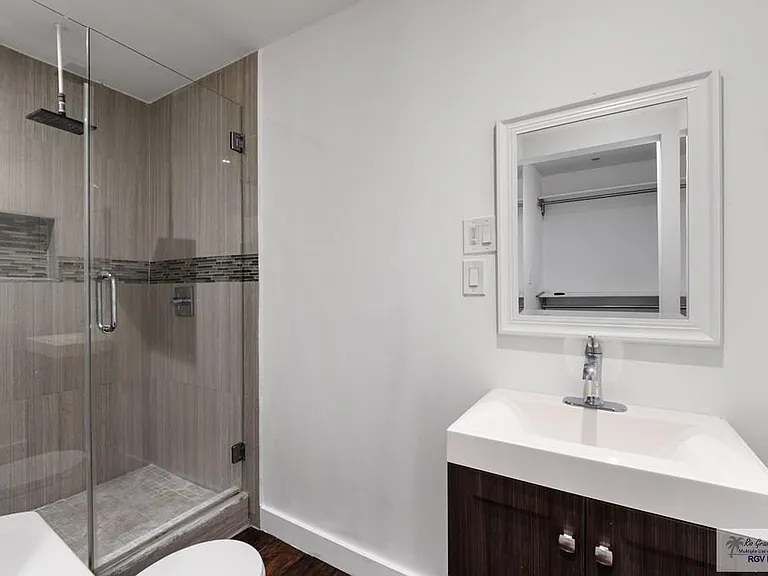 28 Red Bay Cir — Photo 8