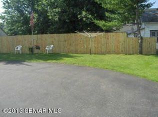 1023 S Cedar Ave, Owatonna, MN 55060