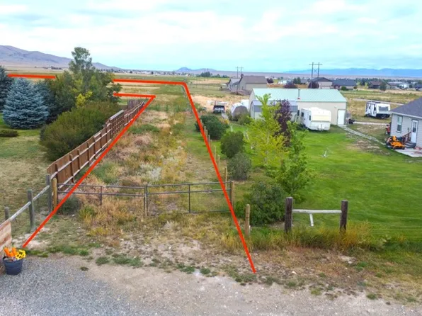 6 Battleshipe Ln, Townsend, MT 59644