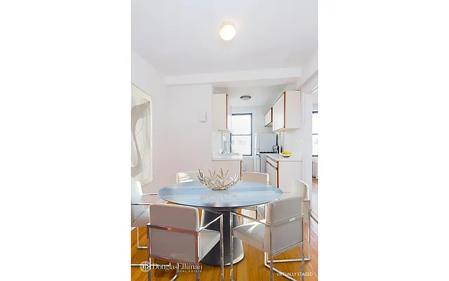 Sold by Douglas Elliman | media 22