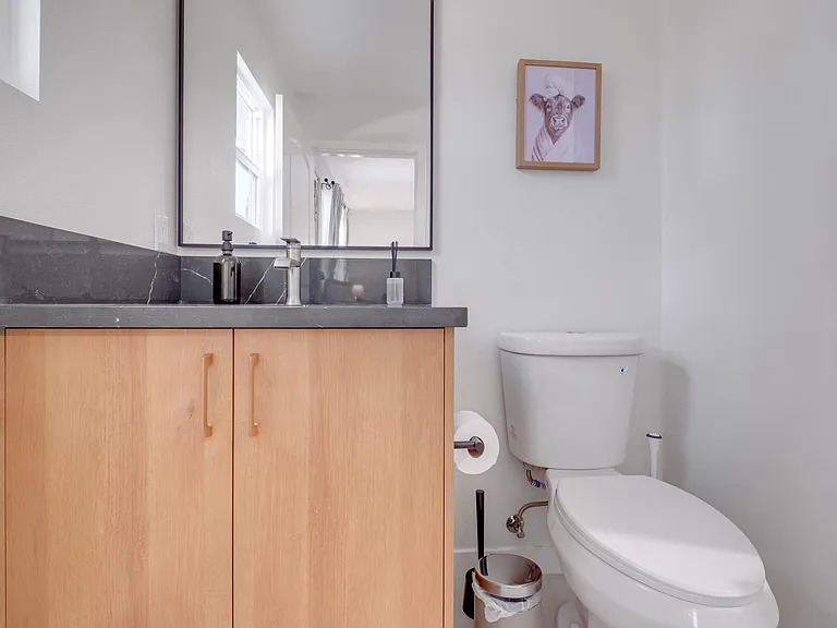 217 S McPherrin Ave — Photo 13