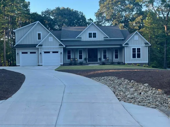 81 Cardinal Drive, Whispering Pines, NC 28327
