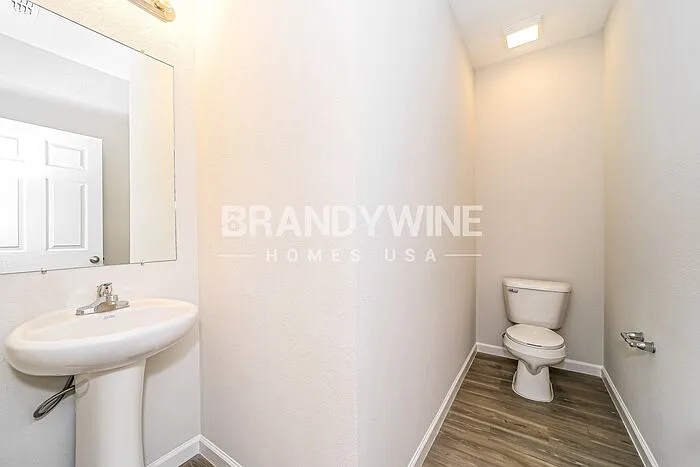540 Narnia Ct — Photo 11