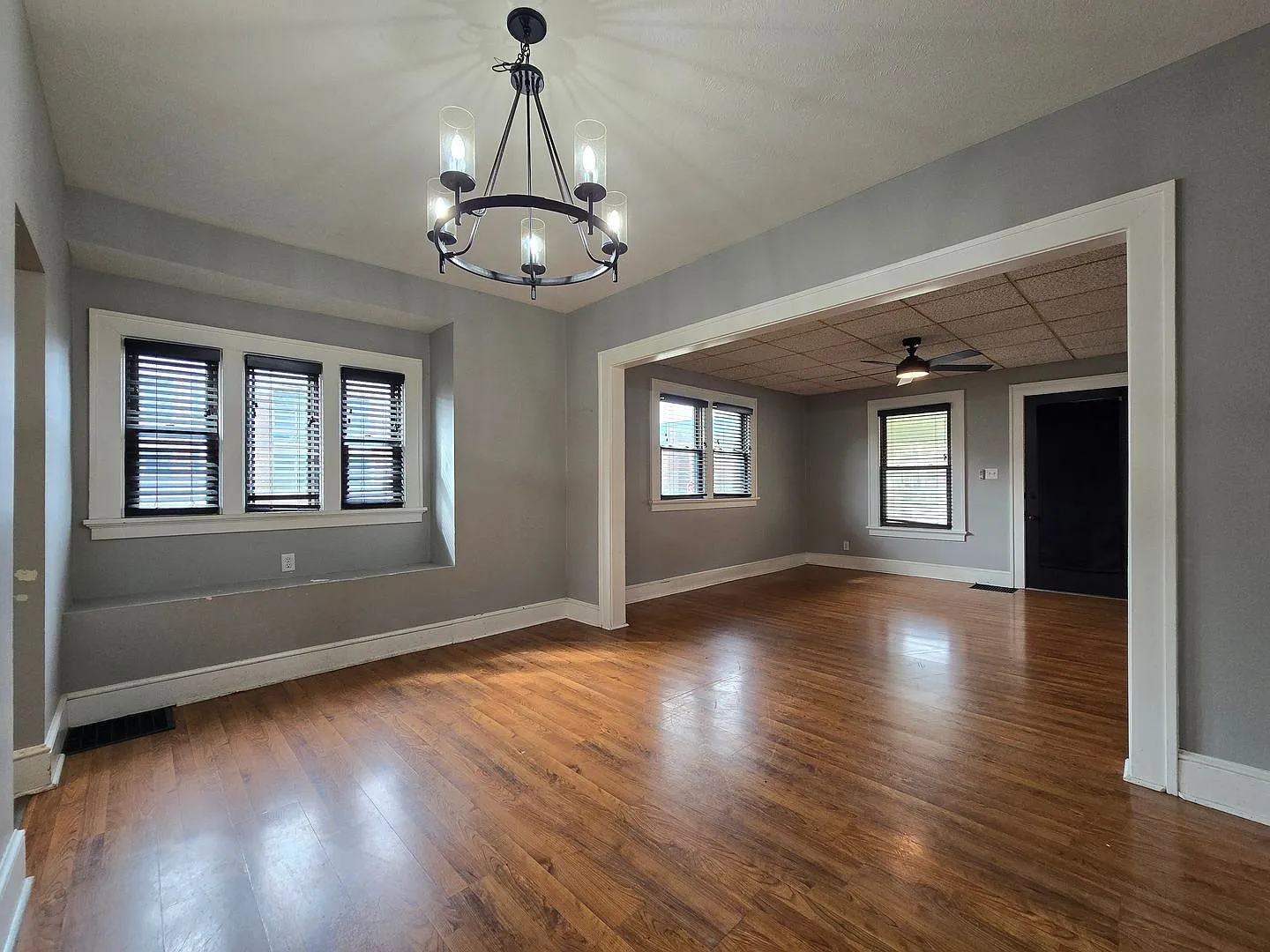 2 Bedroom Single Family Home for Lease! — Photo 3