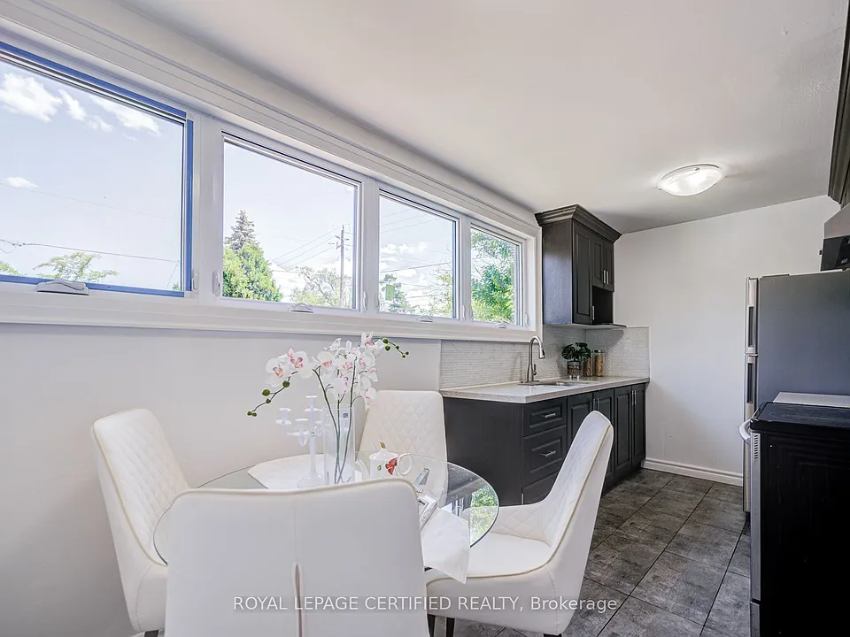 79 Samson Cres