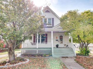415 E 1st South St, Carlinville, IL