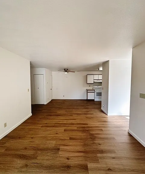 Parkview Apartments — Photo 31