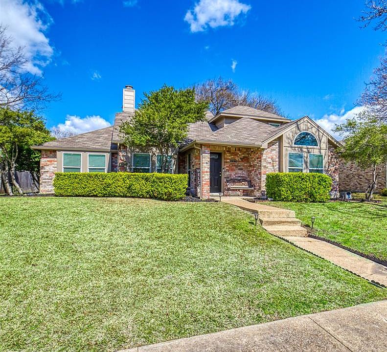 1st image of 8805 Greentree Dr