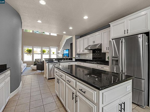 5th image of 1224 Bridlewood Ct