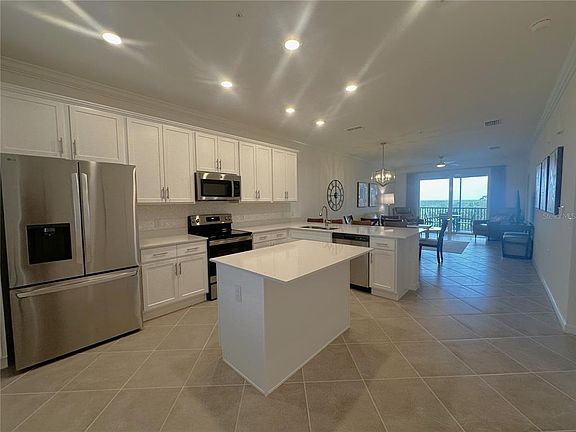 4th image of 14121 Heritage Landing Blvd #743