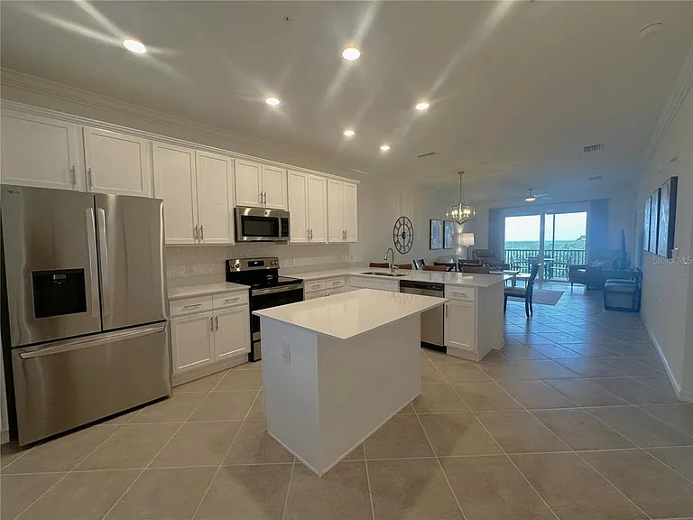 14121 Heritage Landing Blvd #743 — Photo 4