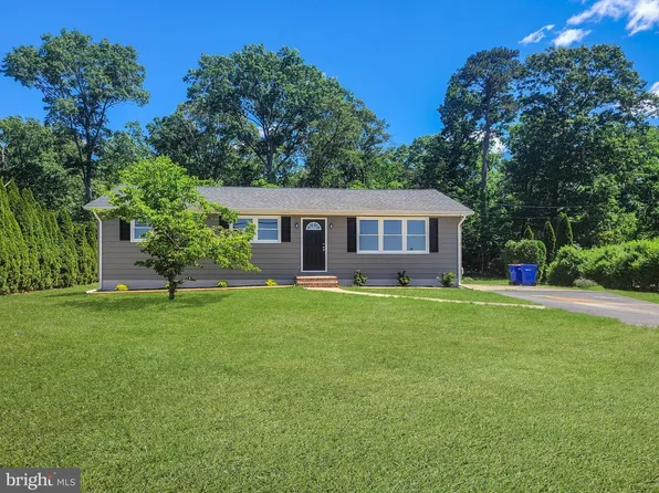 8202 W Buckshutem Rd, Millville, NJ 08332