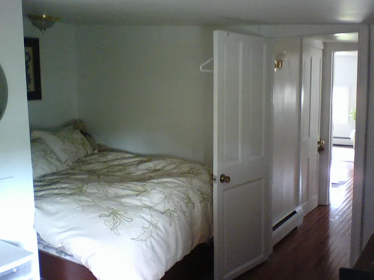 2618 Saint Paul St #3 — Photo 8