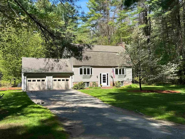 4 Schoolhouse Road, Amherst, NH 03031