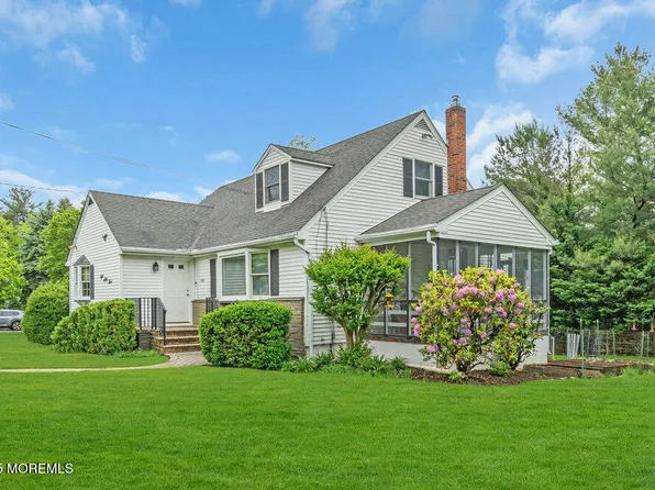 863 Holmdel Road, Holmdel, NJ 07733