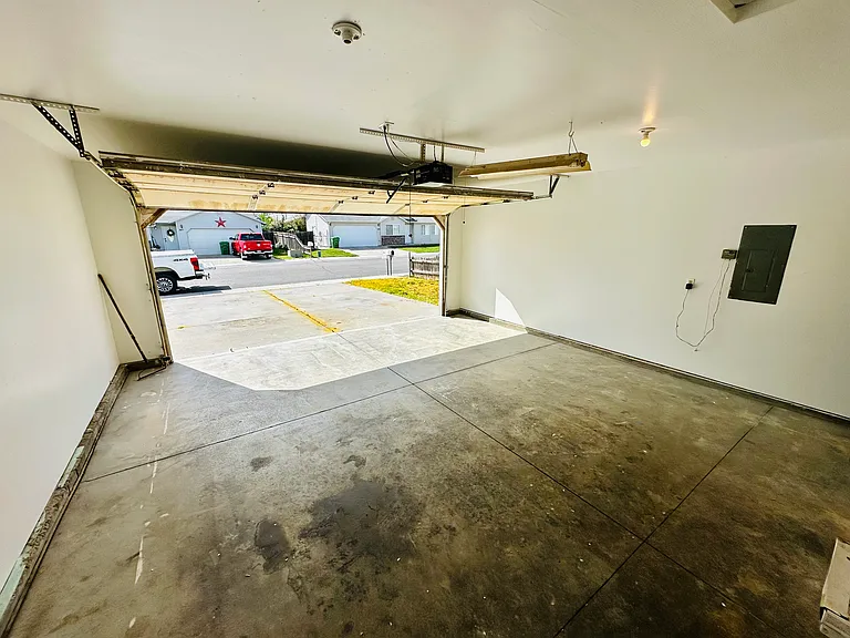 306 Quail Cove Cir — Photo 19