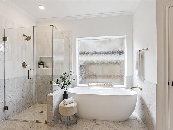 4th image of 2112 Kilkenny Drive