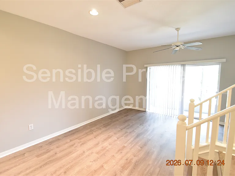 13121 Kings Crossing Dr — Photo 10