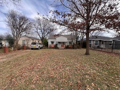 906 Eli Ave, Dallas, TX, 75211