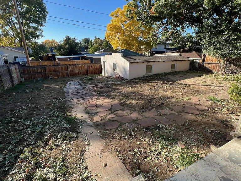 4605 Perry St — Photo 13