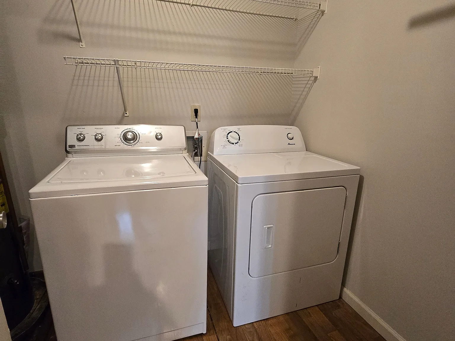 2 bed, 946 sqft, $975 — Photo 4