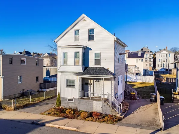 224 Grinnell St, Fall River, MA 02721