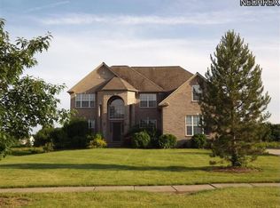 3180 Abrams Dr, Twinsburg, OH 44087