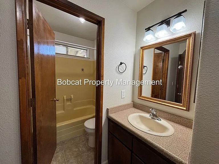 1516 South Ct #E — Photo 18