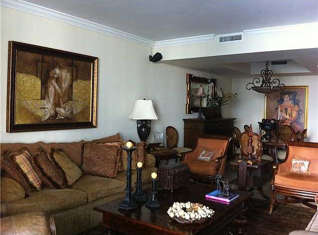 Spacious Living Area