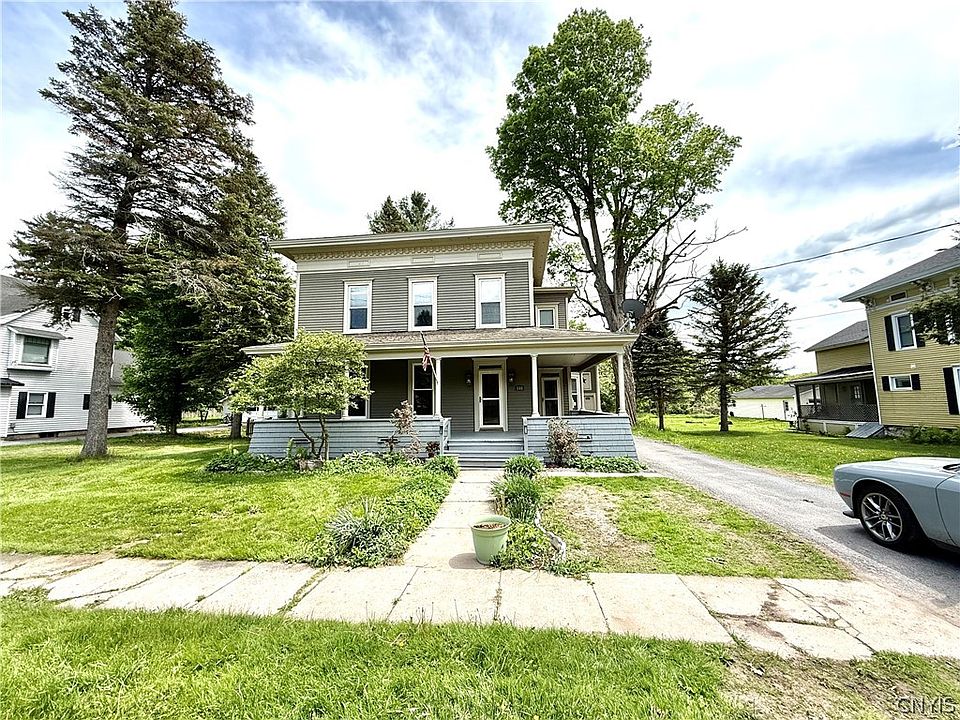 1st image of 140 Maple St