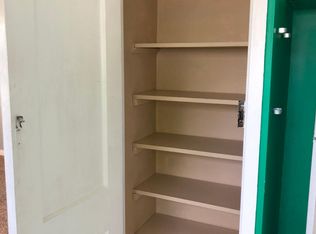 2076 Broadlawn Rd, Dubuque, IA 52001