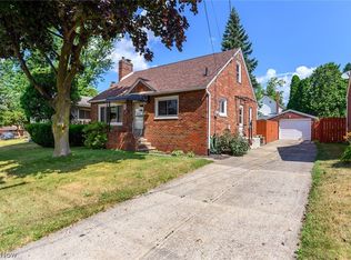 63 Wayne Ave, Akron, OH 44301