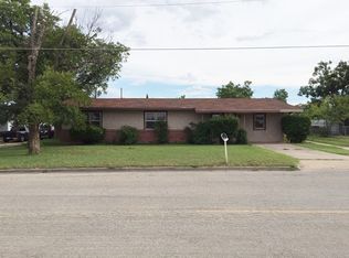 117 E 39th St, San Angelo, TX 76903
