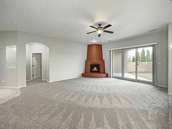 3rd image of 1305 Valle Ln NW