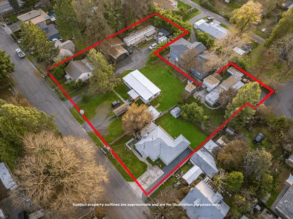 1260 Plummer Ave, Grants Pass, OR 97527