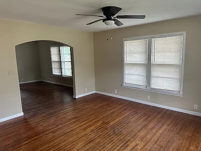 1801 Bolivar St — Photo 5