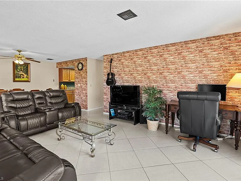 131 Teryl Rd #C-3 — Photo 6