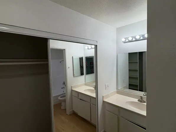 1349 Caminito Gabaldon, San Diego, CA