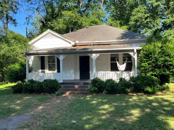 405 Summit Dr, Greenville, SC 29609
